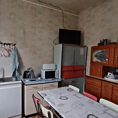 Chez Virginie - Du Bourg Privatunterkunft *