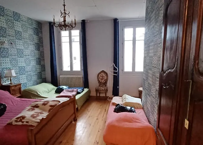 Rum i privatbostad Chez Virginie - Du Bourg