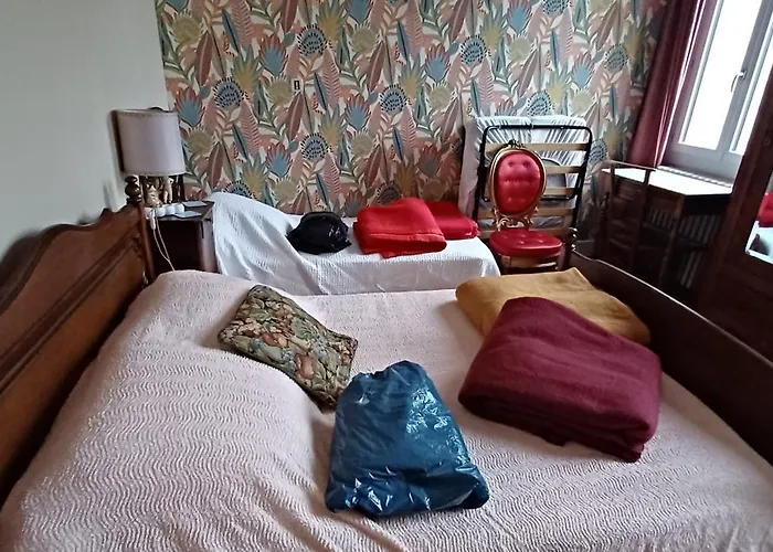 Rum i privatbostad Chez Virginie - Du Bourg *