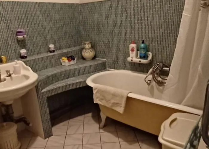 Homestay Chez Virginie - Du Bourg Lourdes